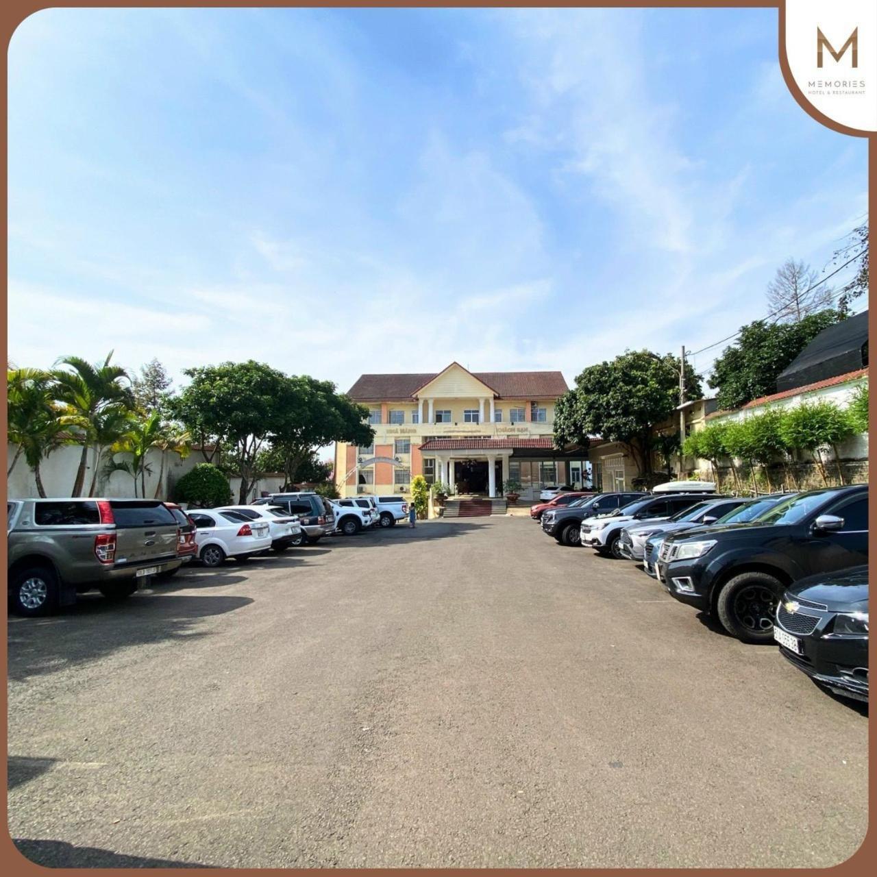 Memories Hotel Bảo Lộc Exterior foto