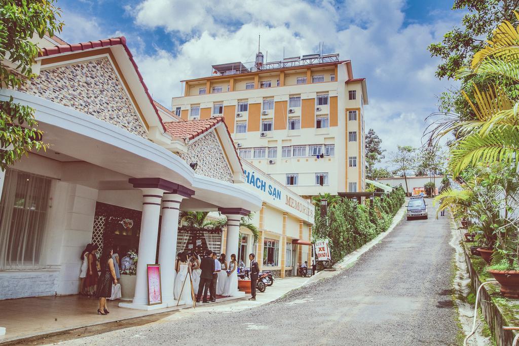 Memories Hotel Bảo Lộc Exterior foto